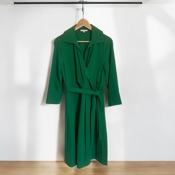 New Calvin Klein Shirt Dress in Emerald Green - Classy/Elegant with a soft touch - Picture 1 of 5